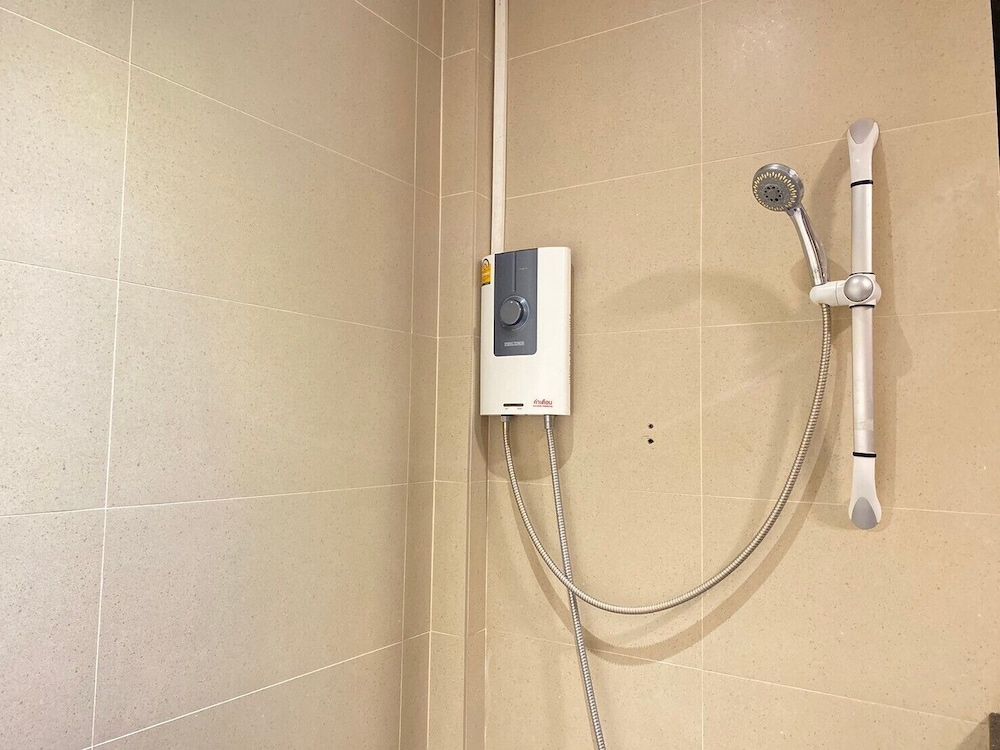 Tara Park Resotel Junior Suite, 1 King Bed 4