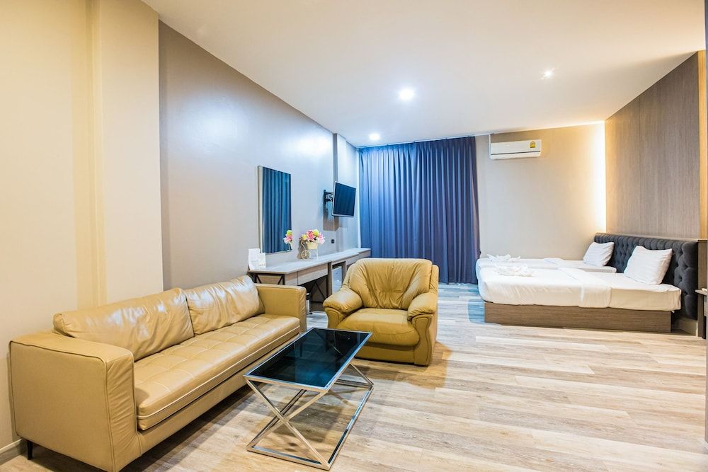 Tara Park Resotel Junior Suite, 1 King Bed 6