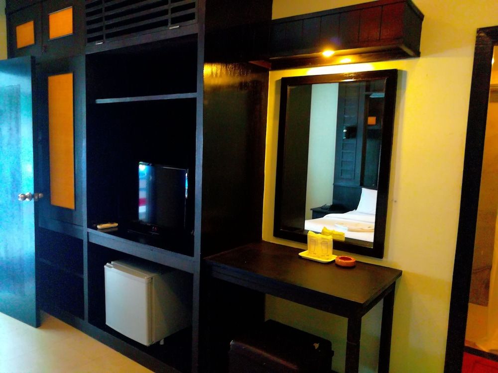 Nice Resort Pattaya Superior Twin Room 9