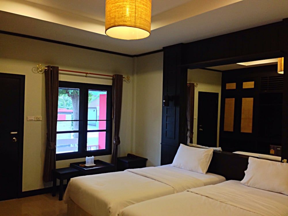 Nice Resort Pattaya Superior Twin Room 2
