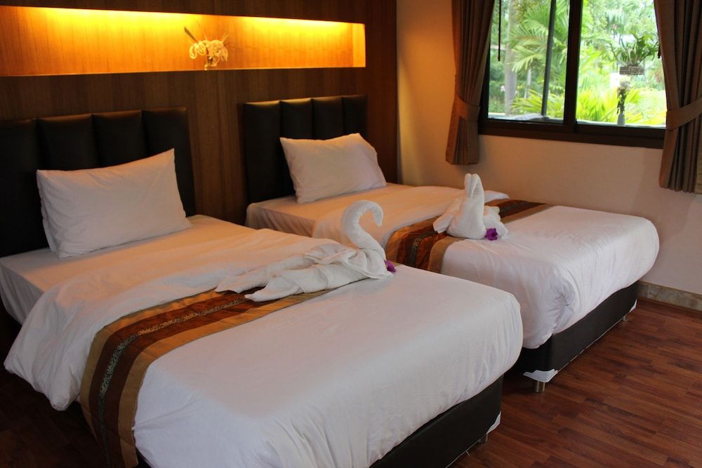undefined Aonang Bunk Resort