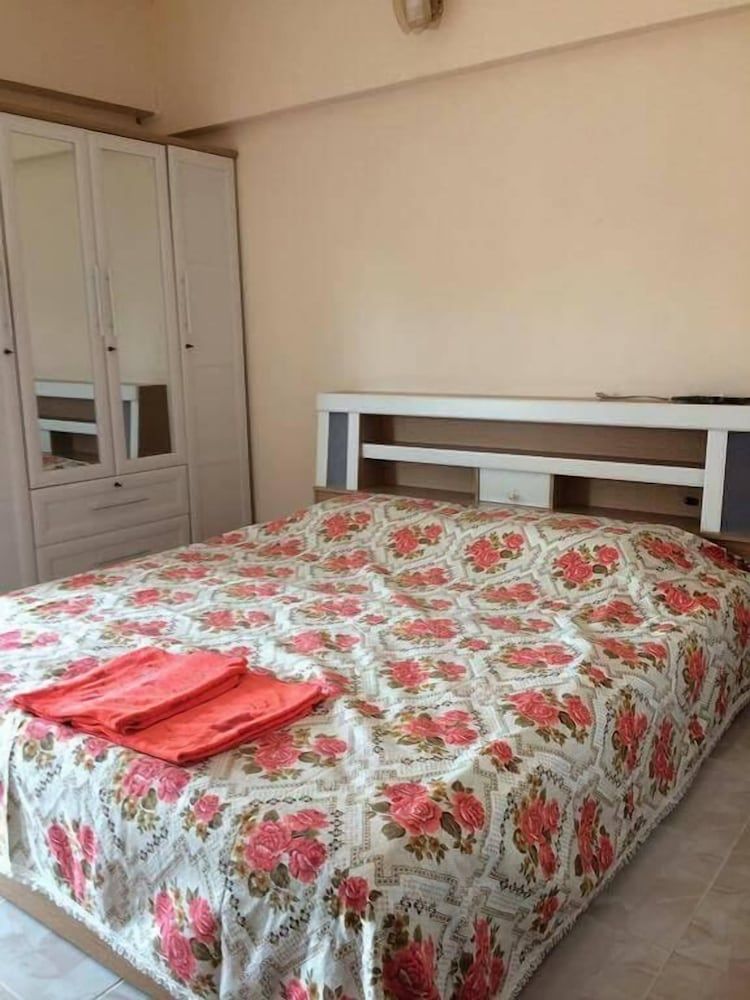 Wattanakham Serviced Apartment Standard Room 2