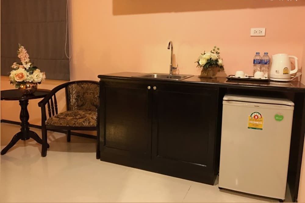 Phuket Chinoinn Hotel Standard Double Room 12