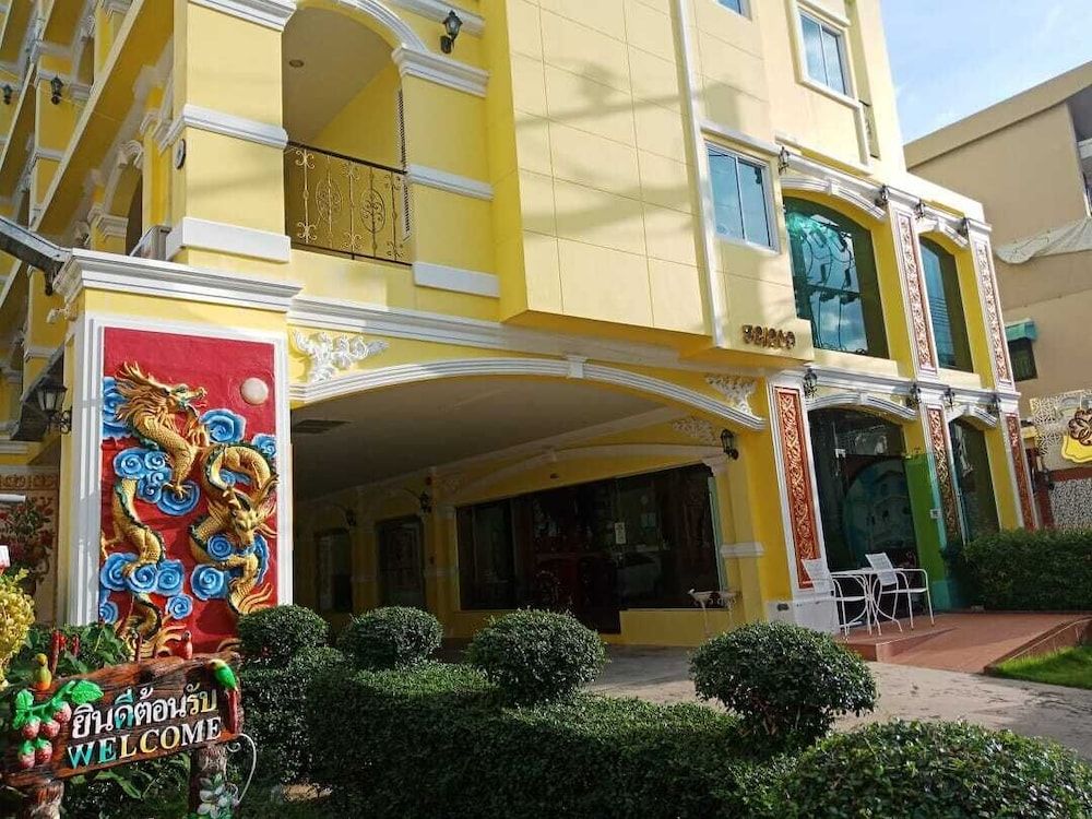 undefined Phuket Chinoinn Hotel 3