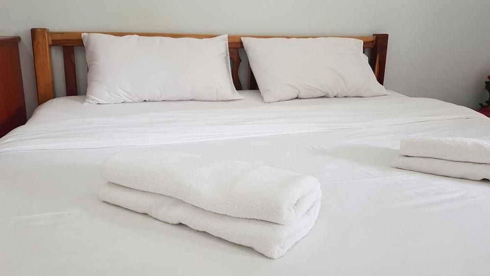 Standard Double Bed