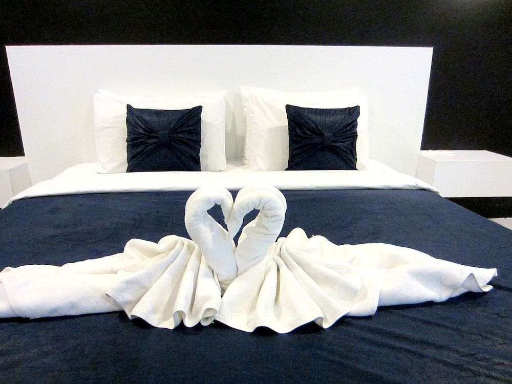 The Luna Compass Deluxe Room 16