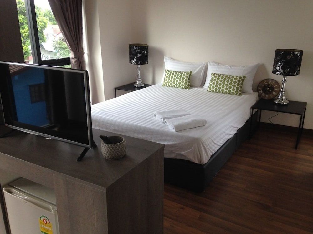 undefined Fullrich Residence 4