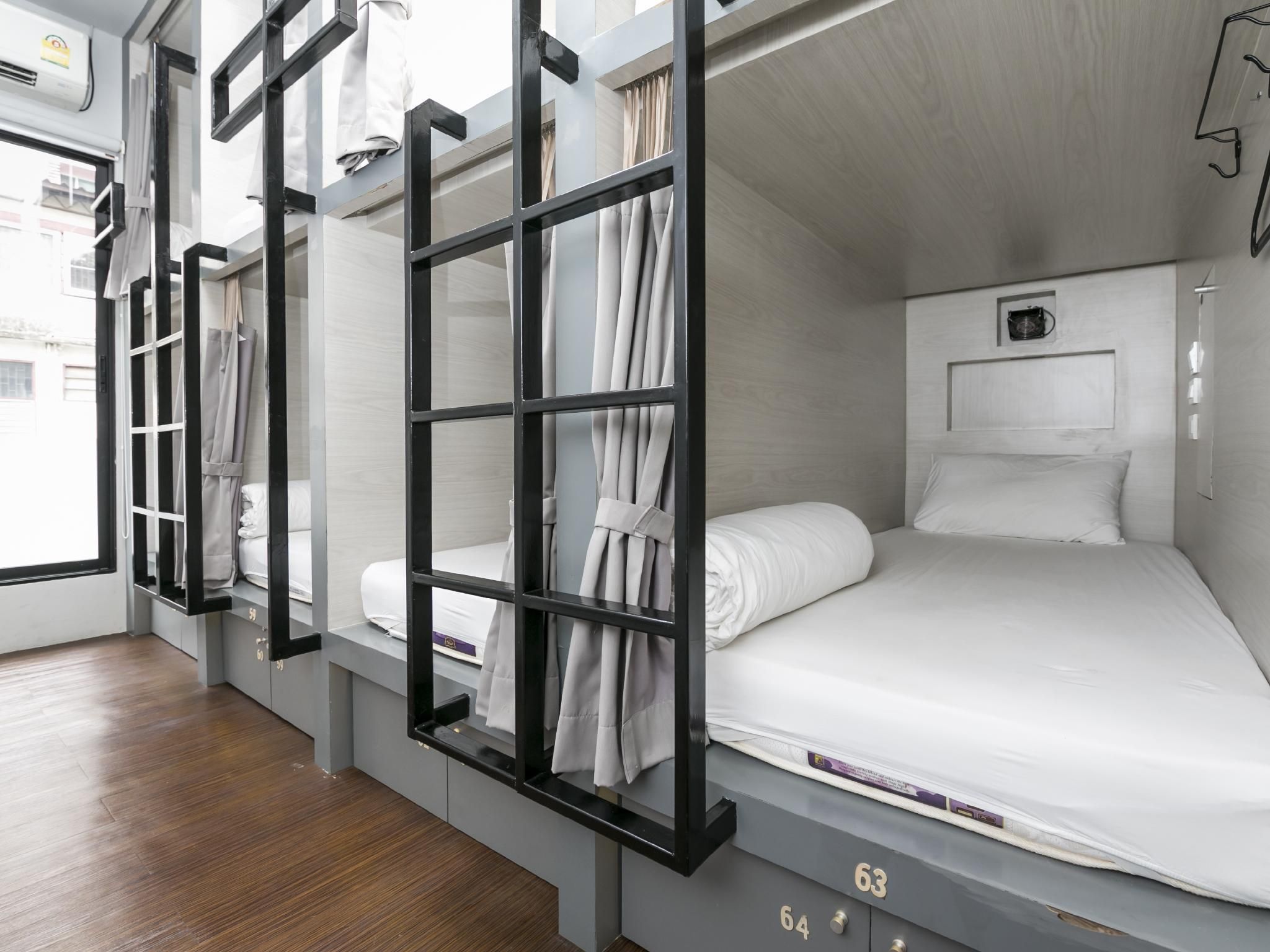 Single Pod Front Entry - Mixed