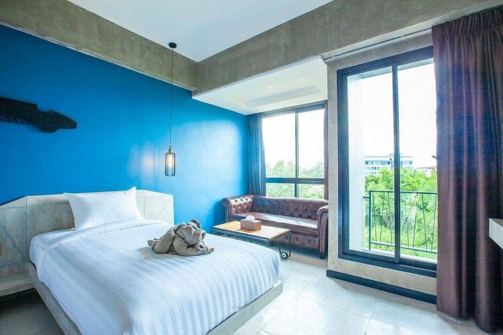 Loftmania Boutique Hotel Deluxe Twin 4