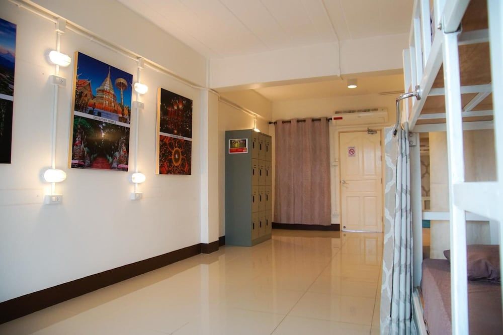 undefined A Good Place - Hostel 9