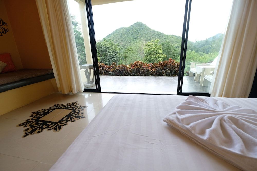 Hi - Scene Resort Superior Double Room 9