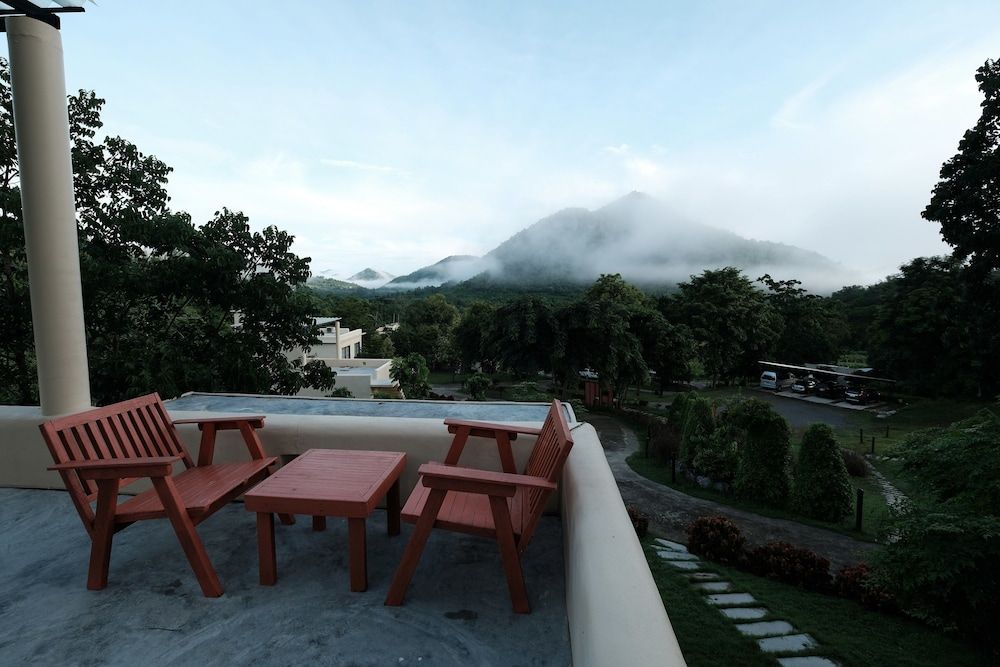 Hi - Scene Resort Superior Double Room 17