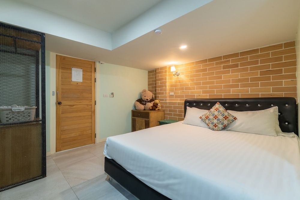 undefined Little Bear's Home 9