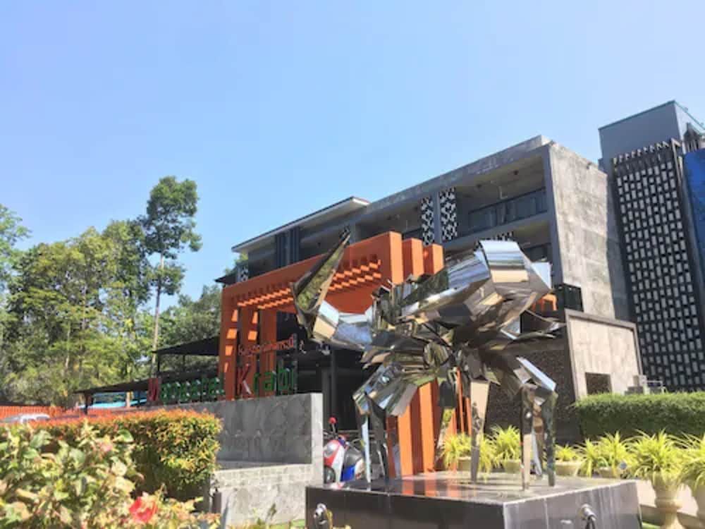 undefined Maneetel Krabi Beachfront 7