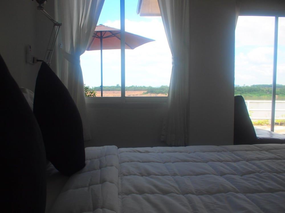 Aenguy Sabey Chiangkhan Homestay Superior Double Room (Poon Sab) 3