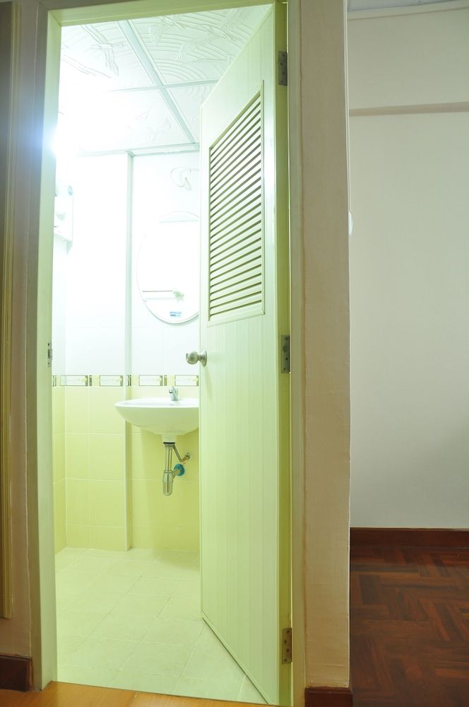 GreenHouse Standard Room 7