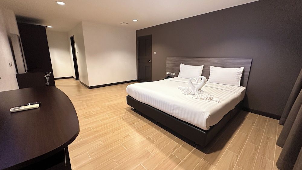 undefined 14 Place 10