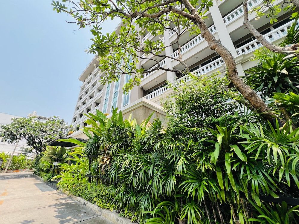 undefined 14 Place 5