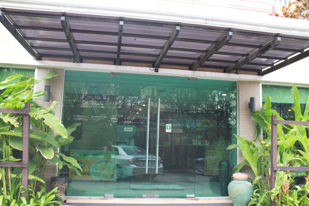 undefined 14 Place 7