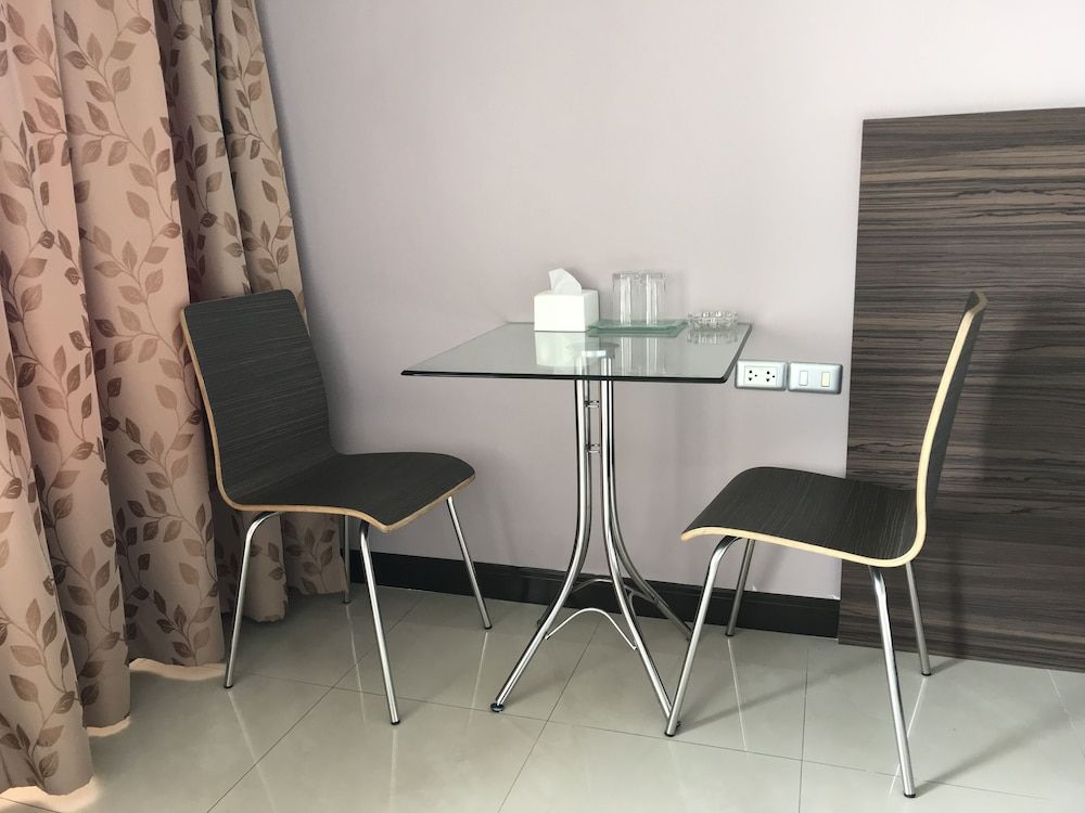 undefined 14 Place 2