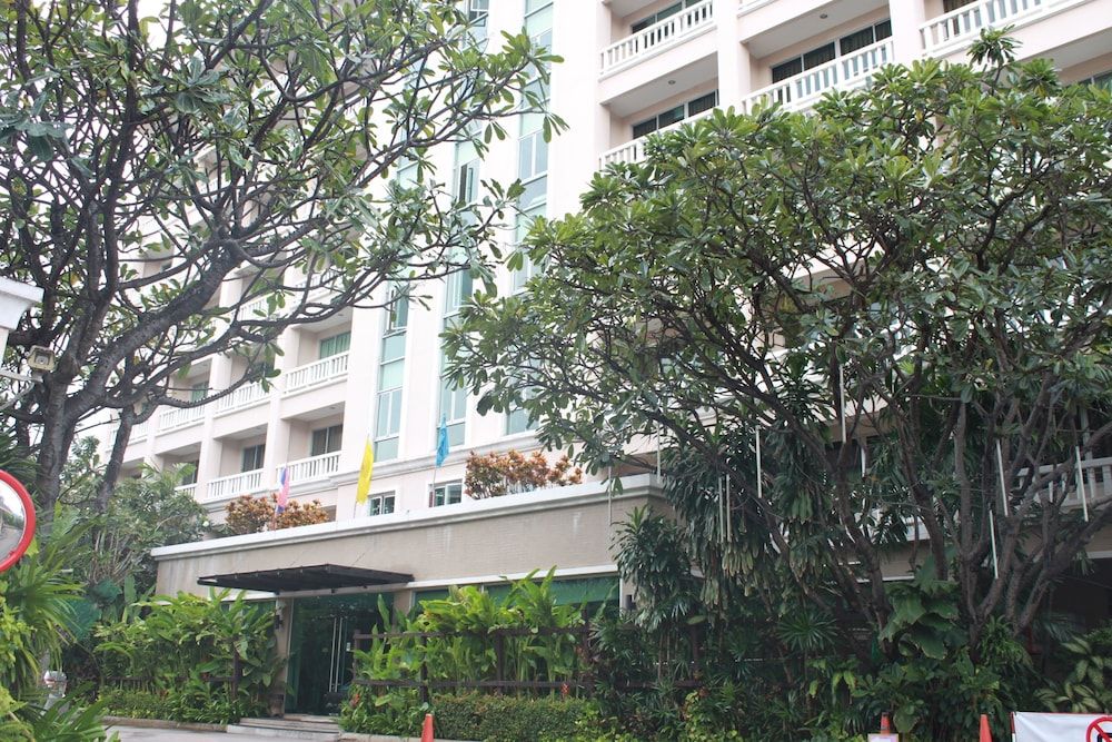 undefined 14 Place 6