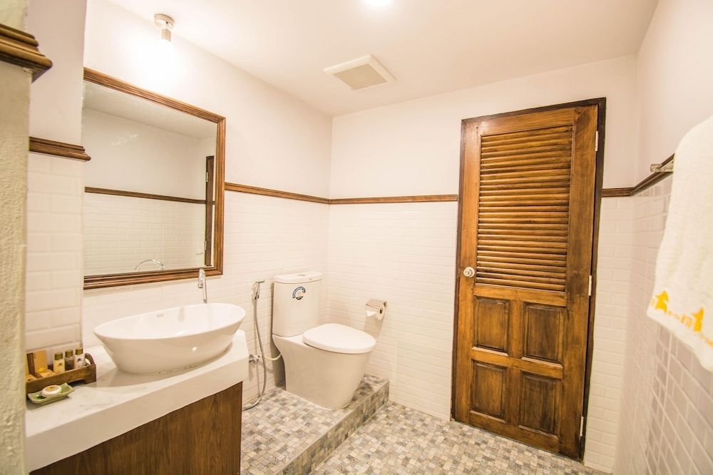 E-Outfitting Doikham Resort Standard Twin Room 6