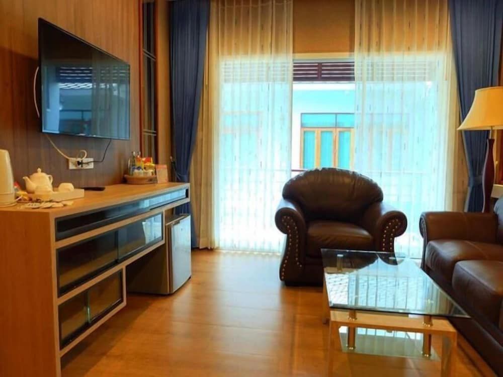 Princess River Kwai Princess Suite Double Room 8