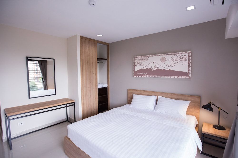 undefined The Journey Hotel 7
