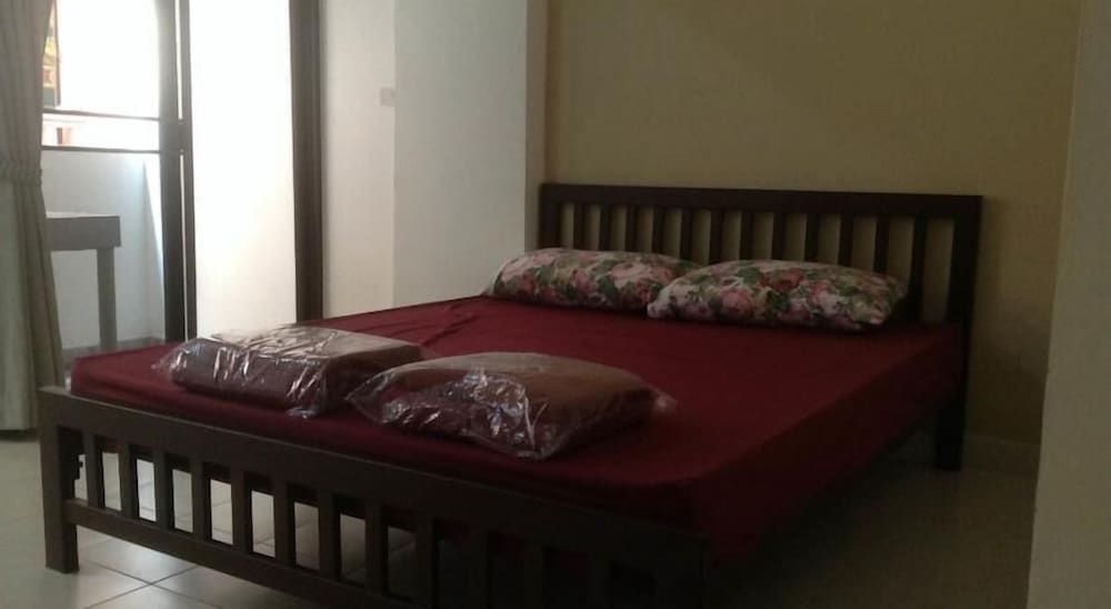 undefined Baan Romdee 9