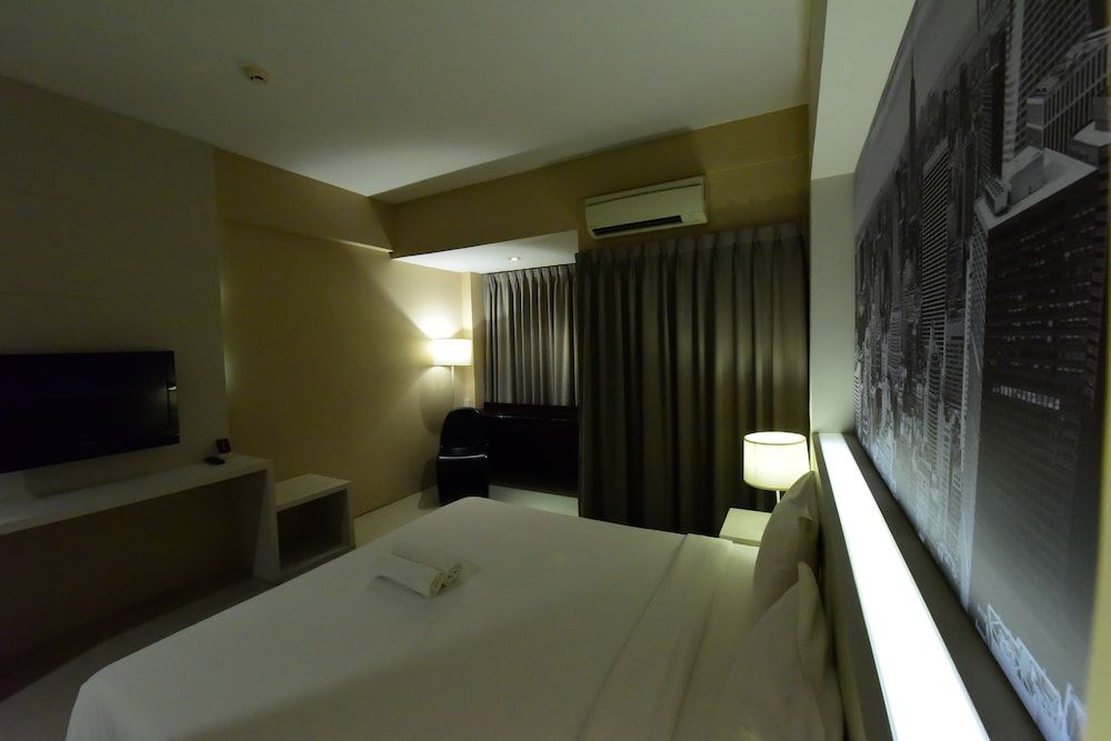 Trendy Hotel Superior Double Room, Balcony 11