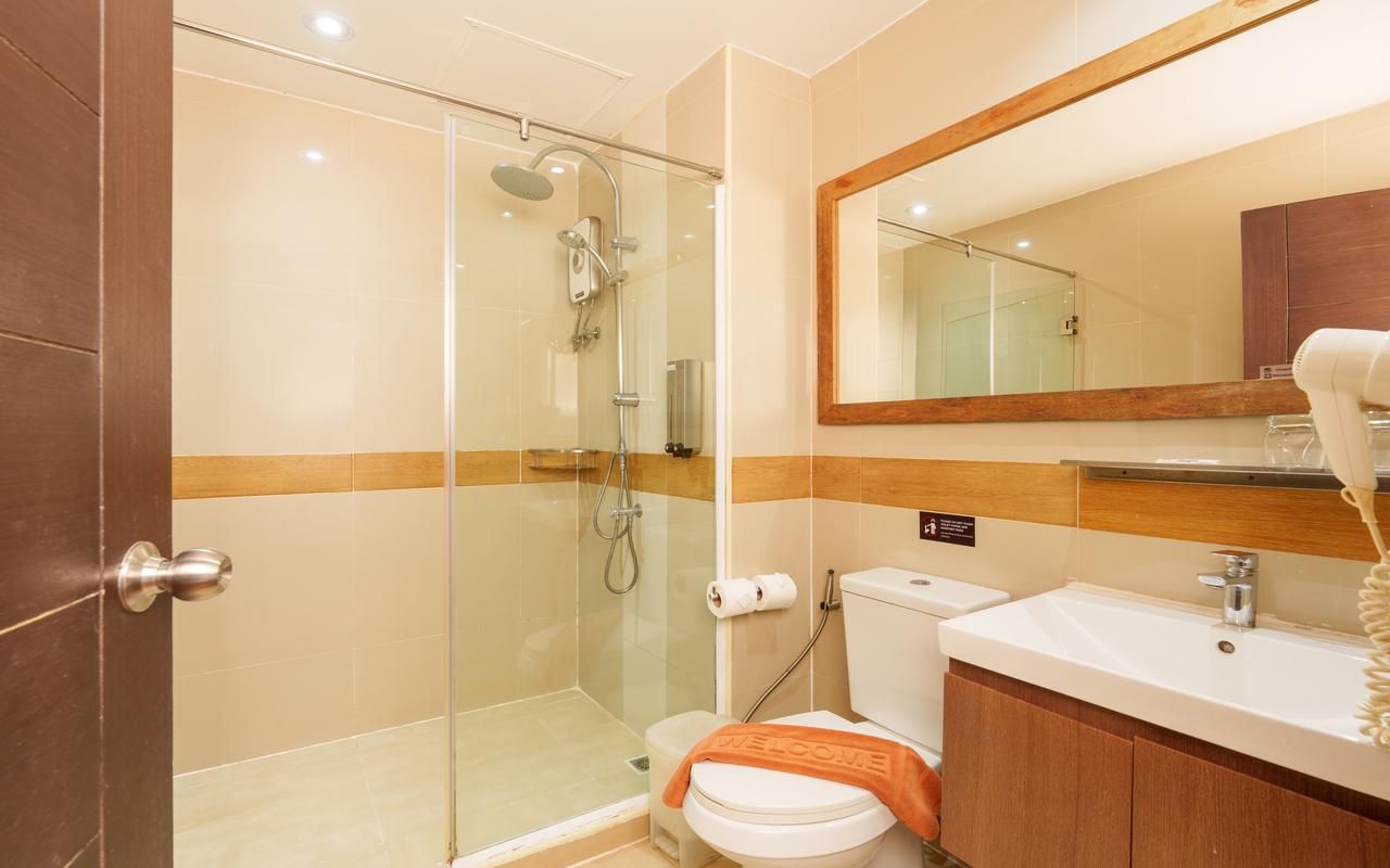 Deluxe Twin Lake View