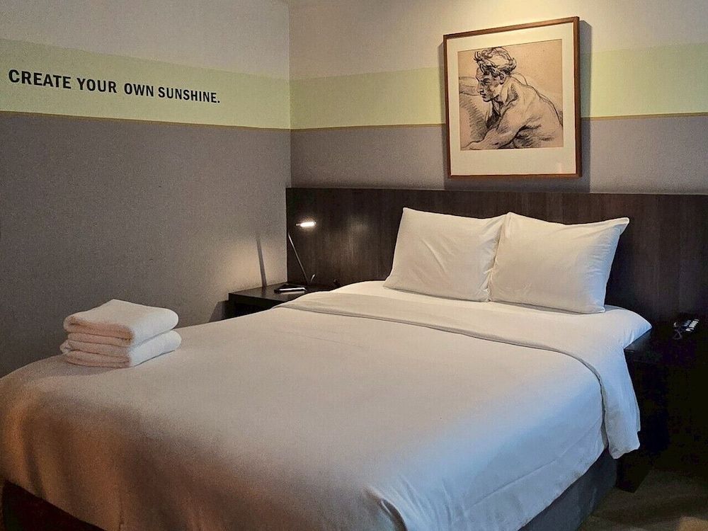 undefined Somewhere to Escape - Hometel 3