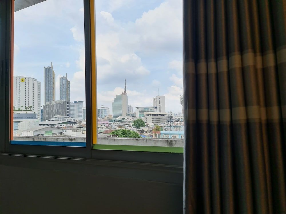 Sathorn Terrace Apartment Icon Siam View Studio Apartment: Queen Bed + Sofa Bed + Working Desk + Non-smoking 10
