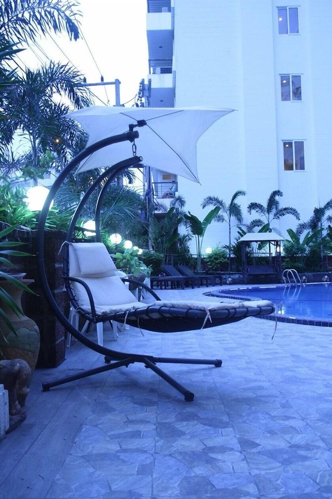 undefined Eurostar International Hotel 9