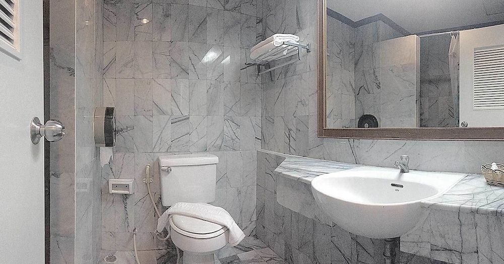 Eurostar International Hotel Standard Room 4