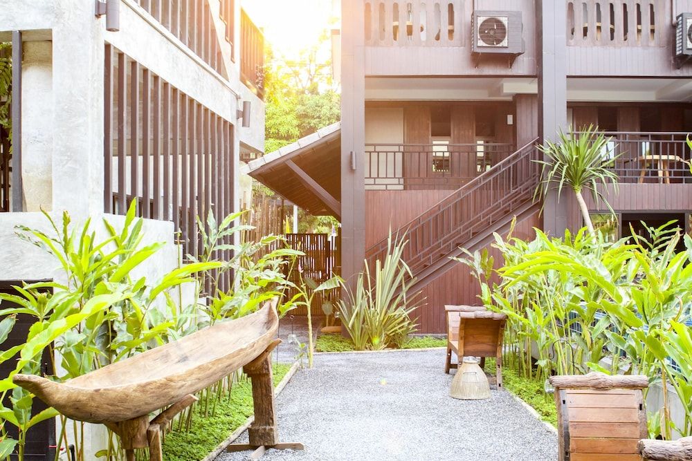 undefined Arun Rawee 2