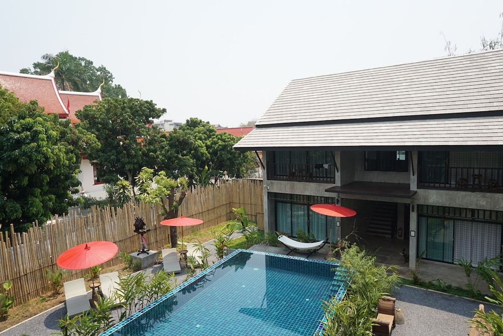 undefined Arun Rawee 3