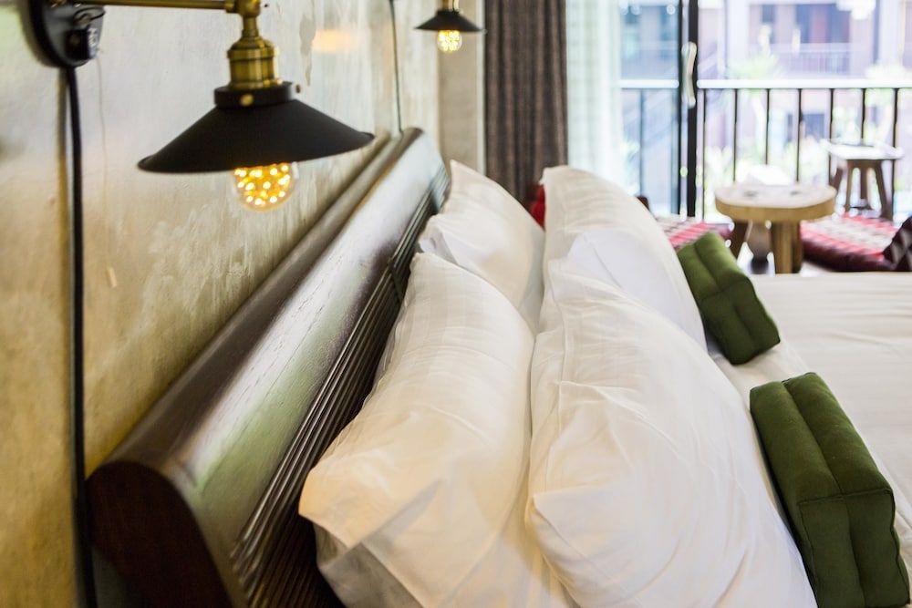 Arun Rawee King room with Pool view/Garden view 2