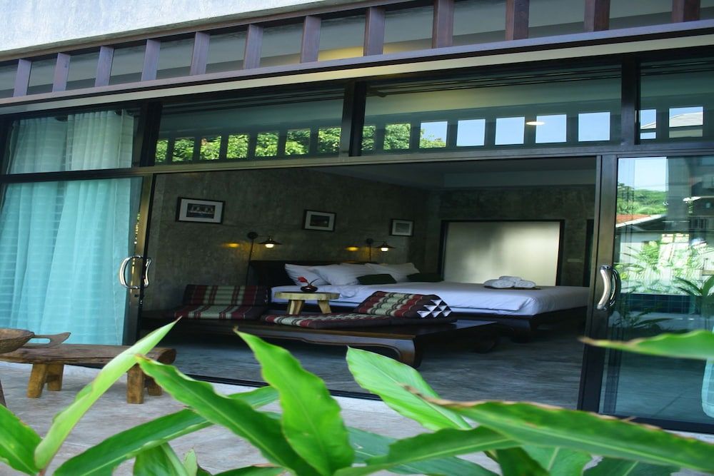 undefined Arun Rawee 9