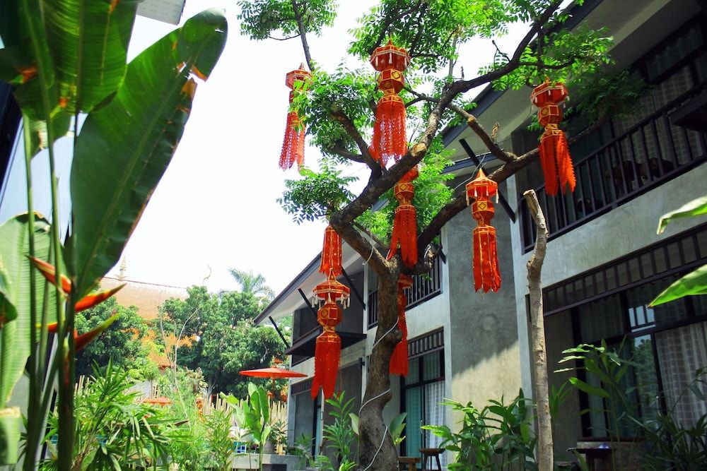 undefined Arun Rawee 7