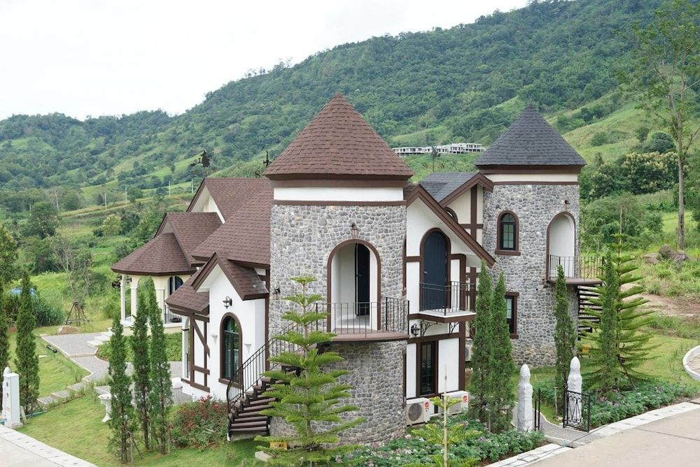 The Blue Sky Khao Kho Villa Family 5