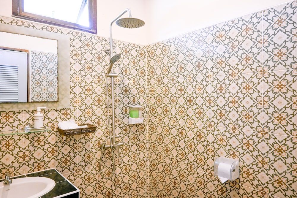 Sugar and Spice Inn Twin Room 11