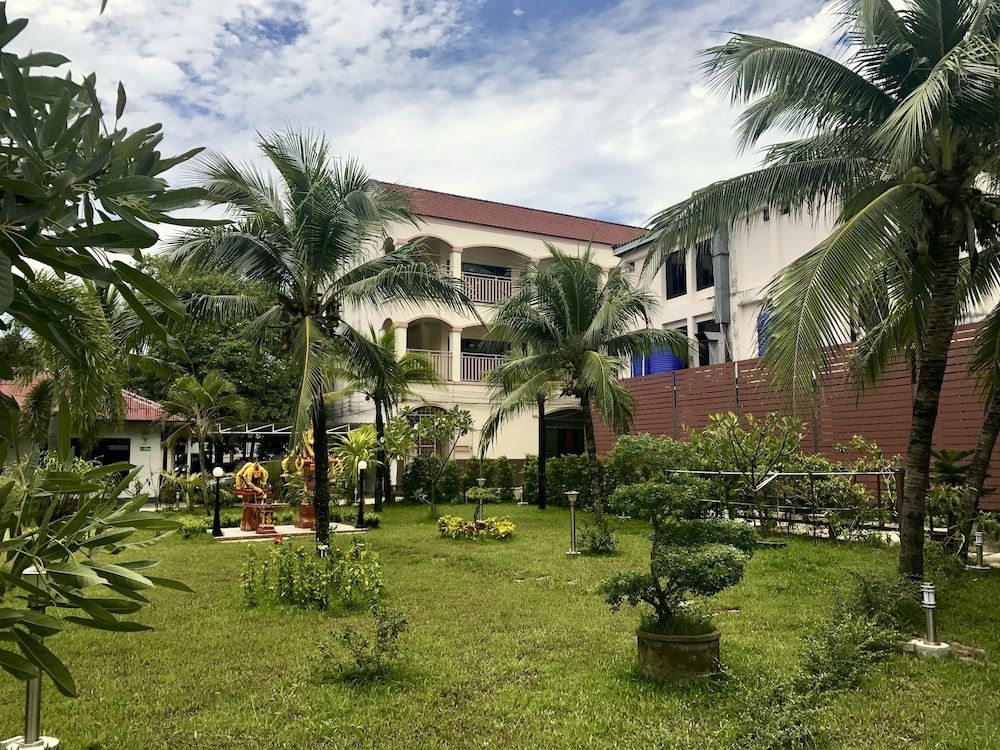 undefined Sugar and Spice Inn 6