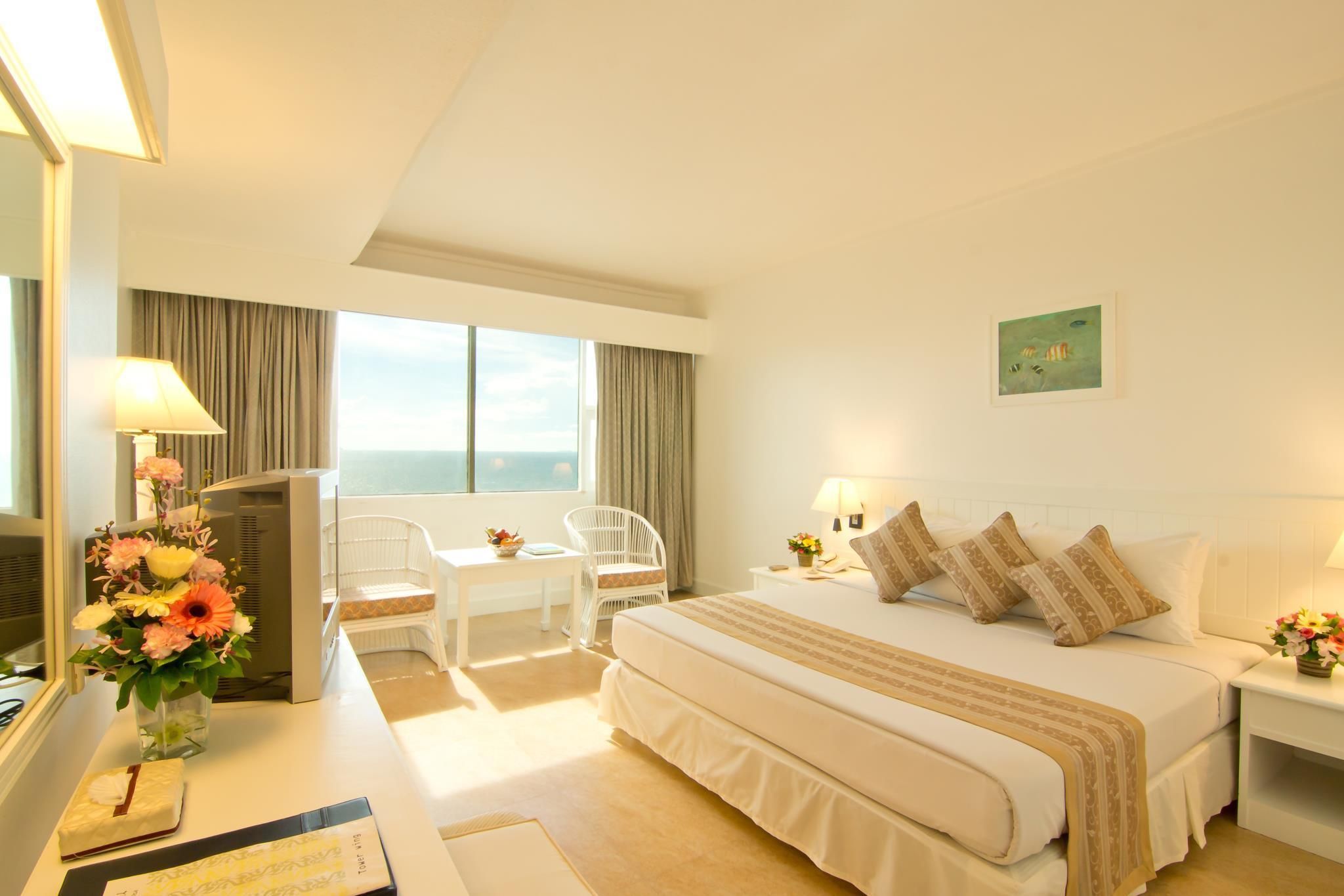 Deluxe Seaview