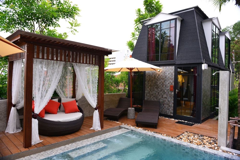 Bukit Pool Villas Double Room 2