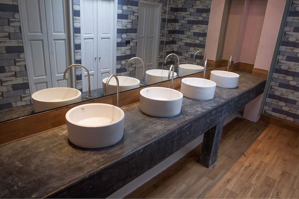 Doolay Beachfront Hostel Room, Mixed Dorm (4 Bed) 12