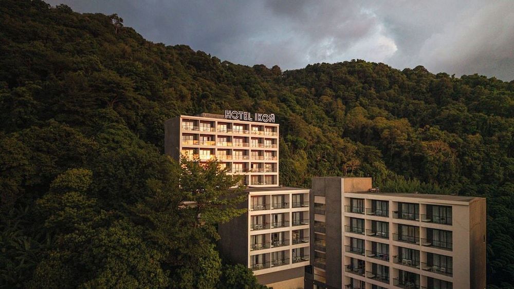 undefined Hotel IKON Phuket 10