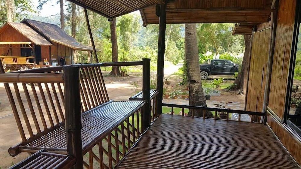 Eco Lanta Hideaway Beach Resort Classic Bungalow, 2 Bedrooms 4