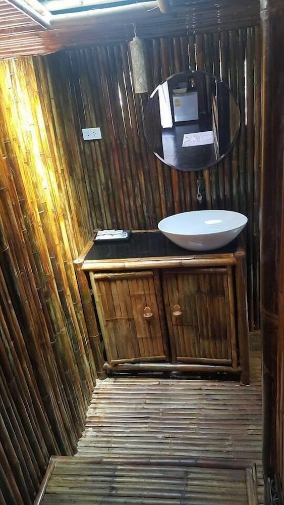 Eco Lanta Hideaway Beach Resort Classic Bungalow, 2 Bedrooms 6