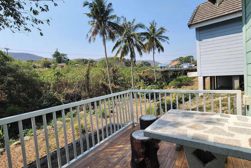 See Sky Resort Summer Sky 16